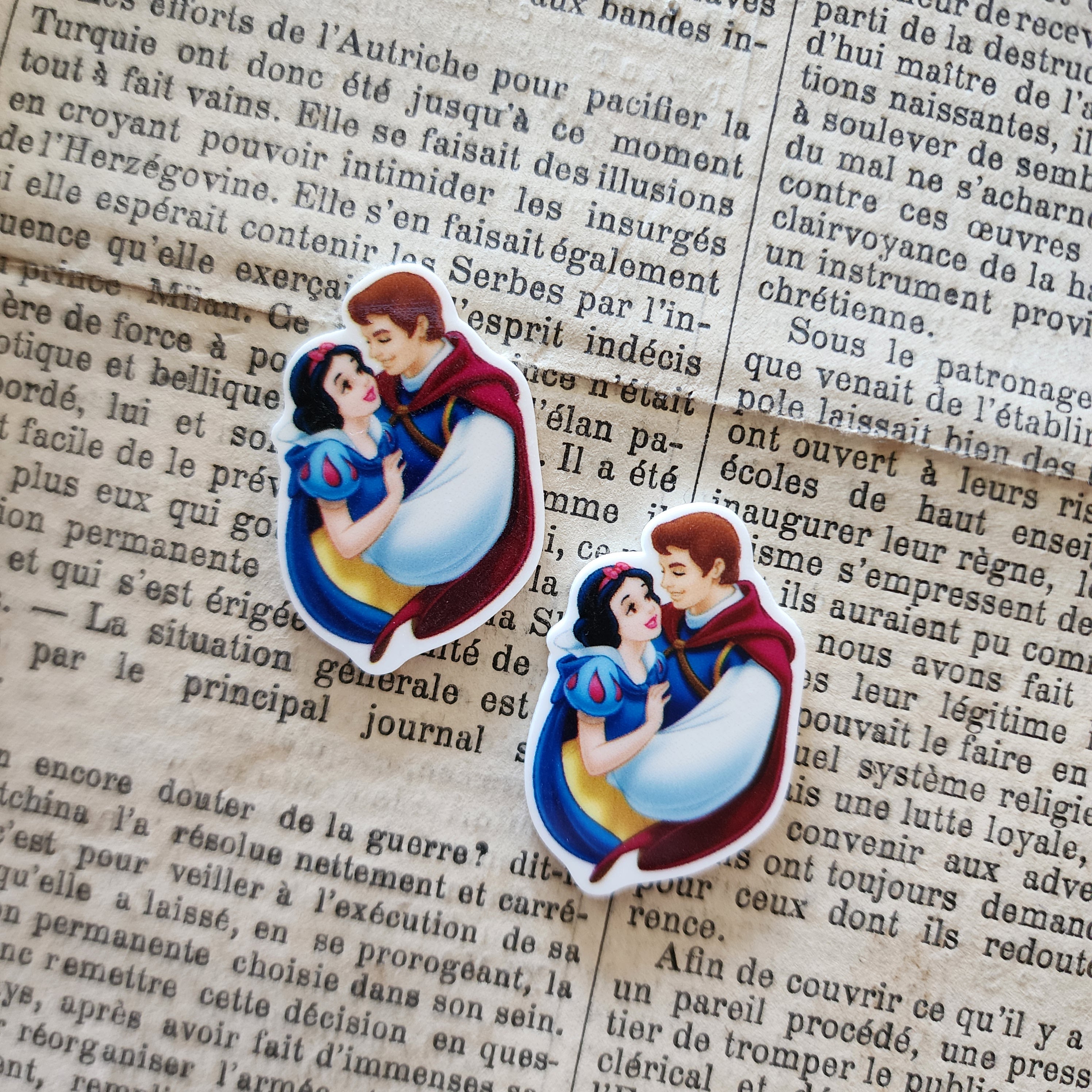 2pc Charming and Snow Planar Resin