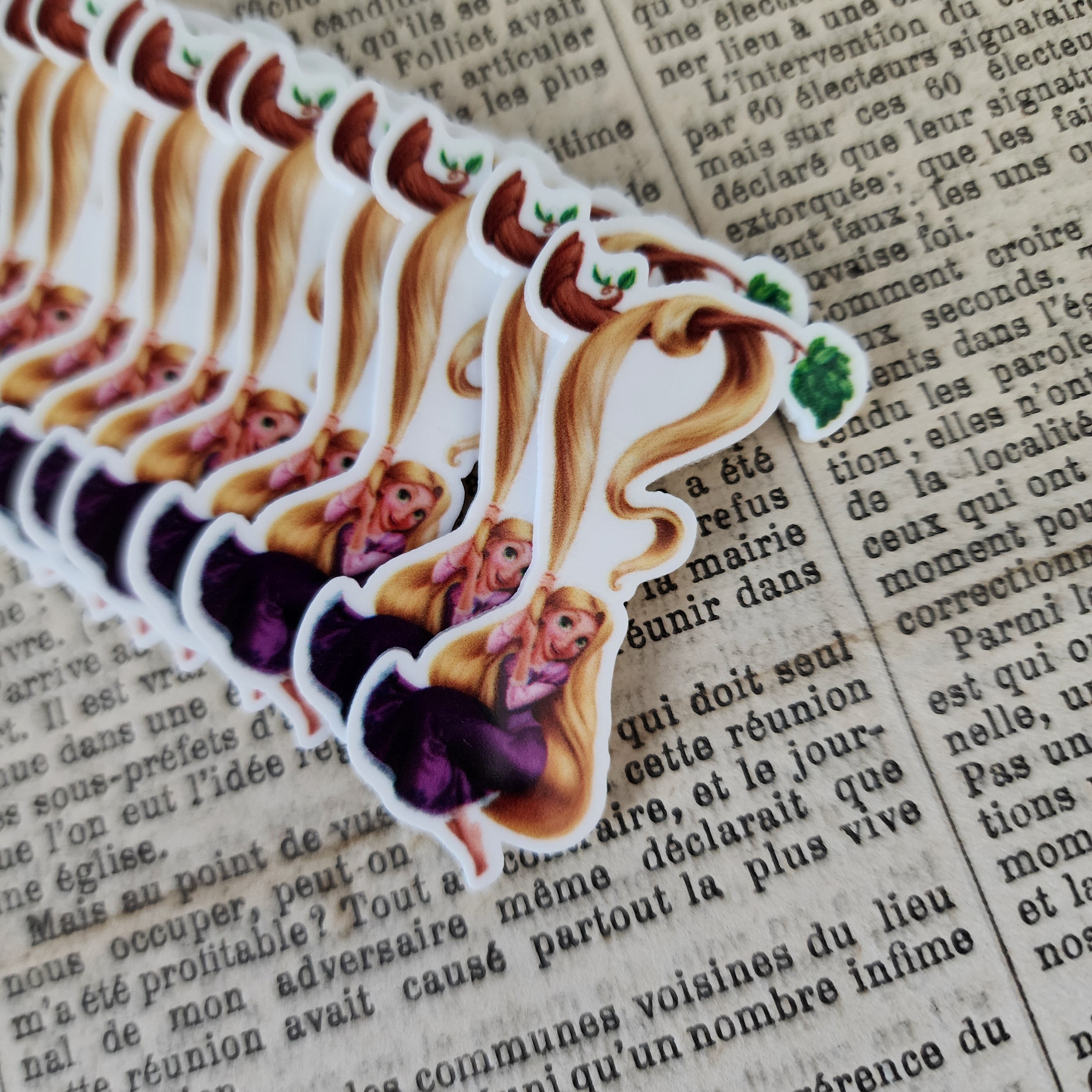 2pc Twinging Rapunzel Planar Resin