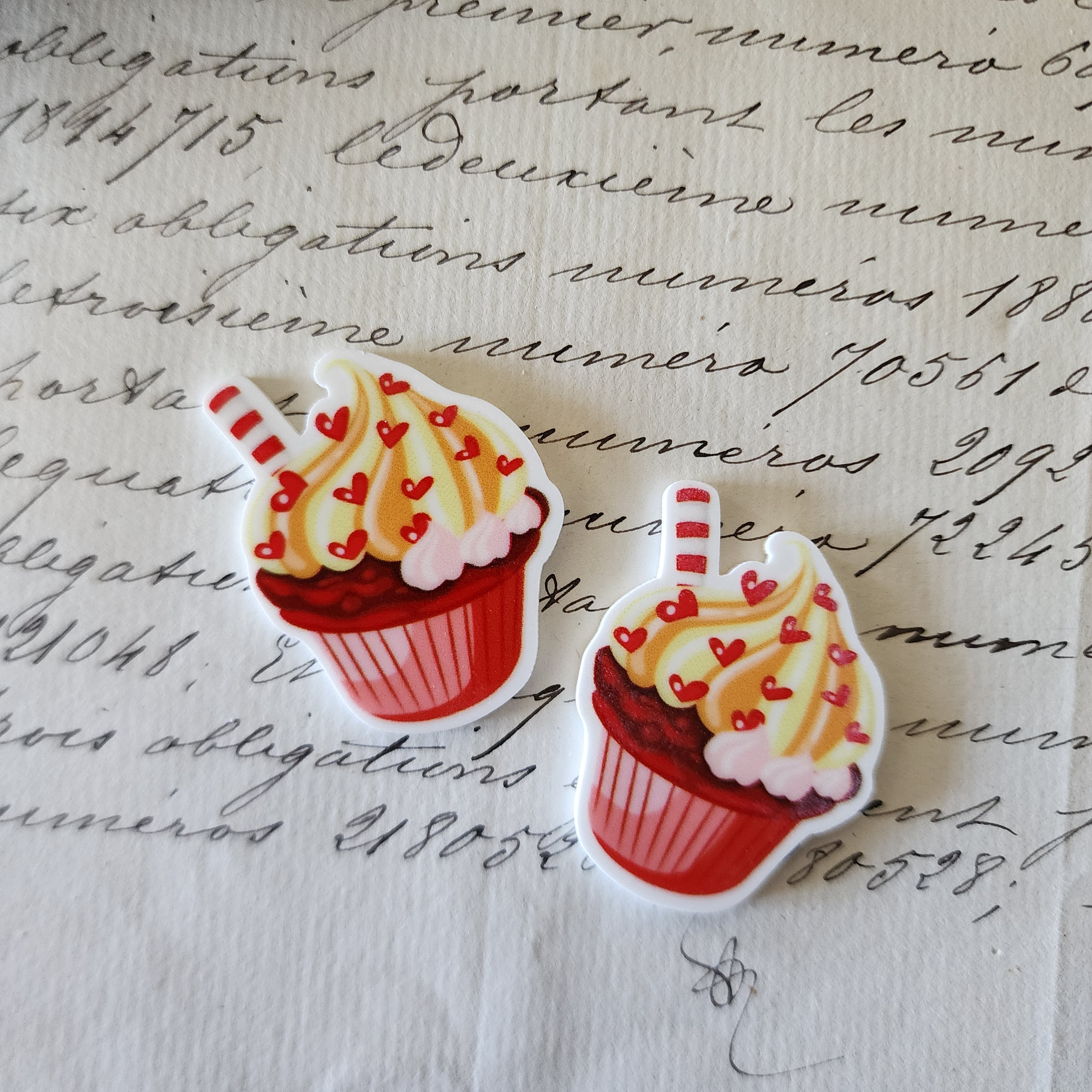 2pc Red Heart Cupcake Planar Resin