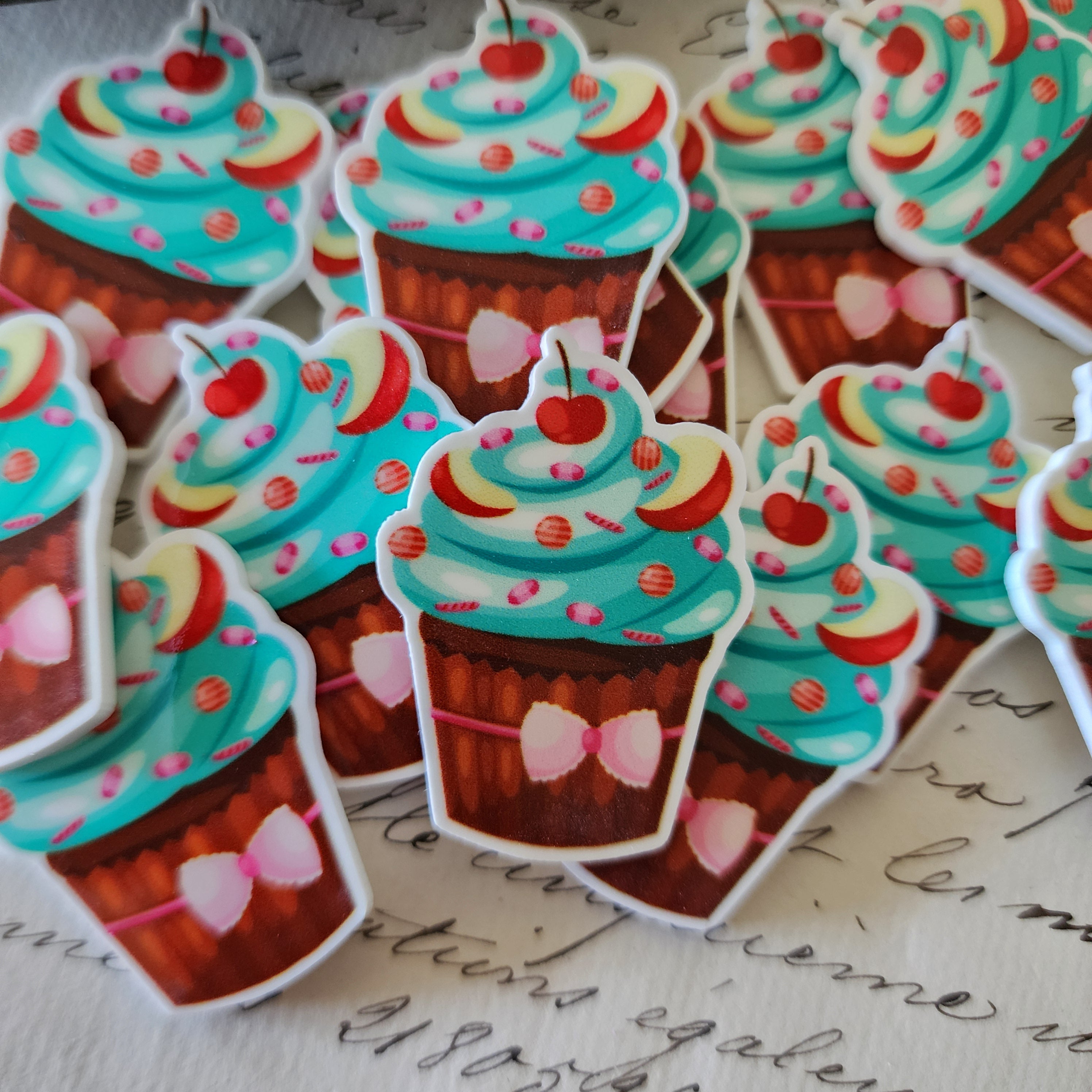 2pc Cupcake Planar Resin
