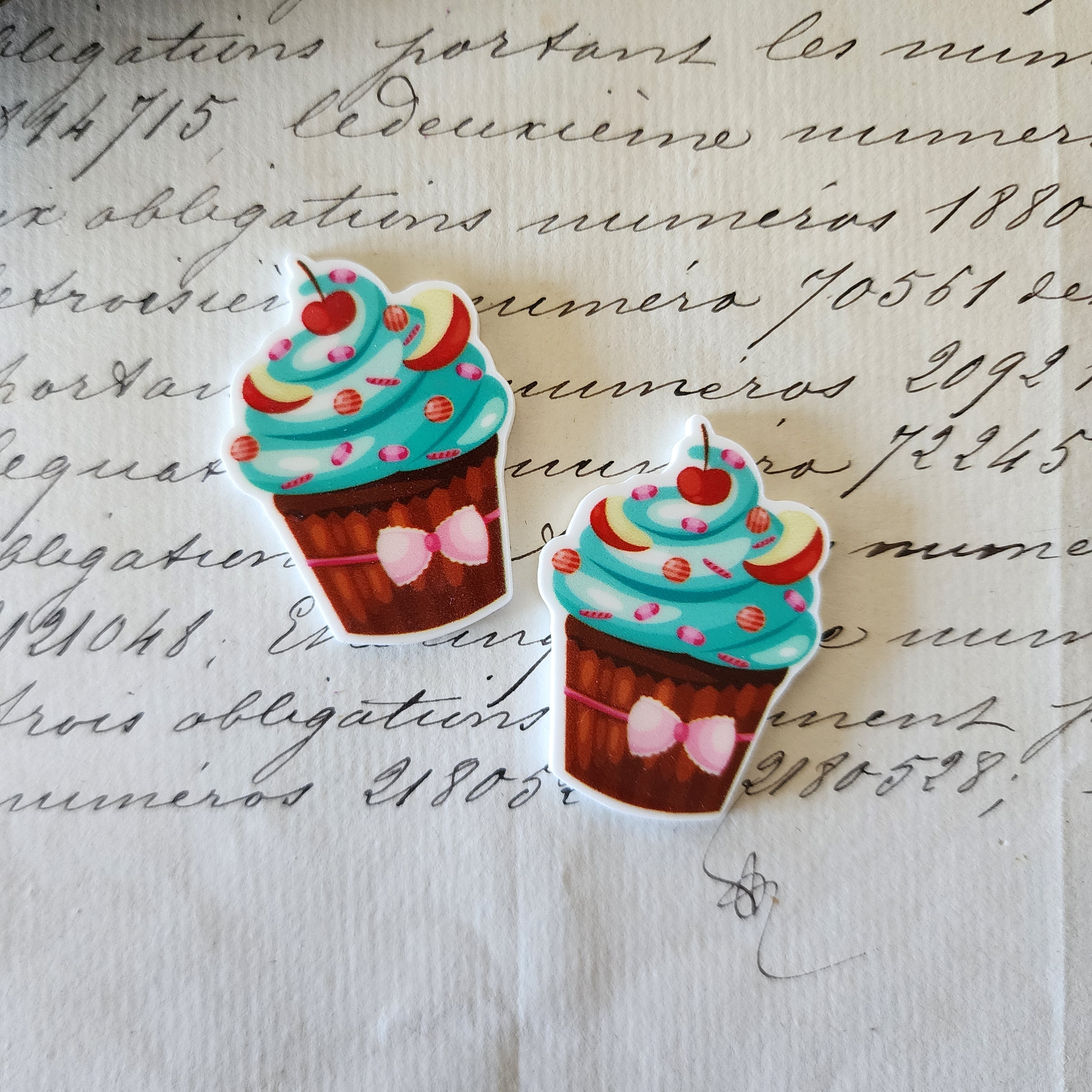 2pc Cupcake Planar Resin