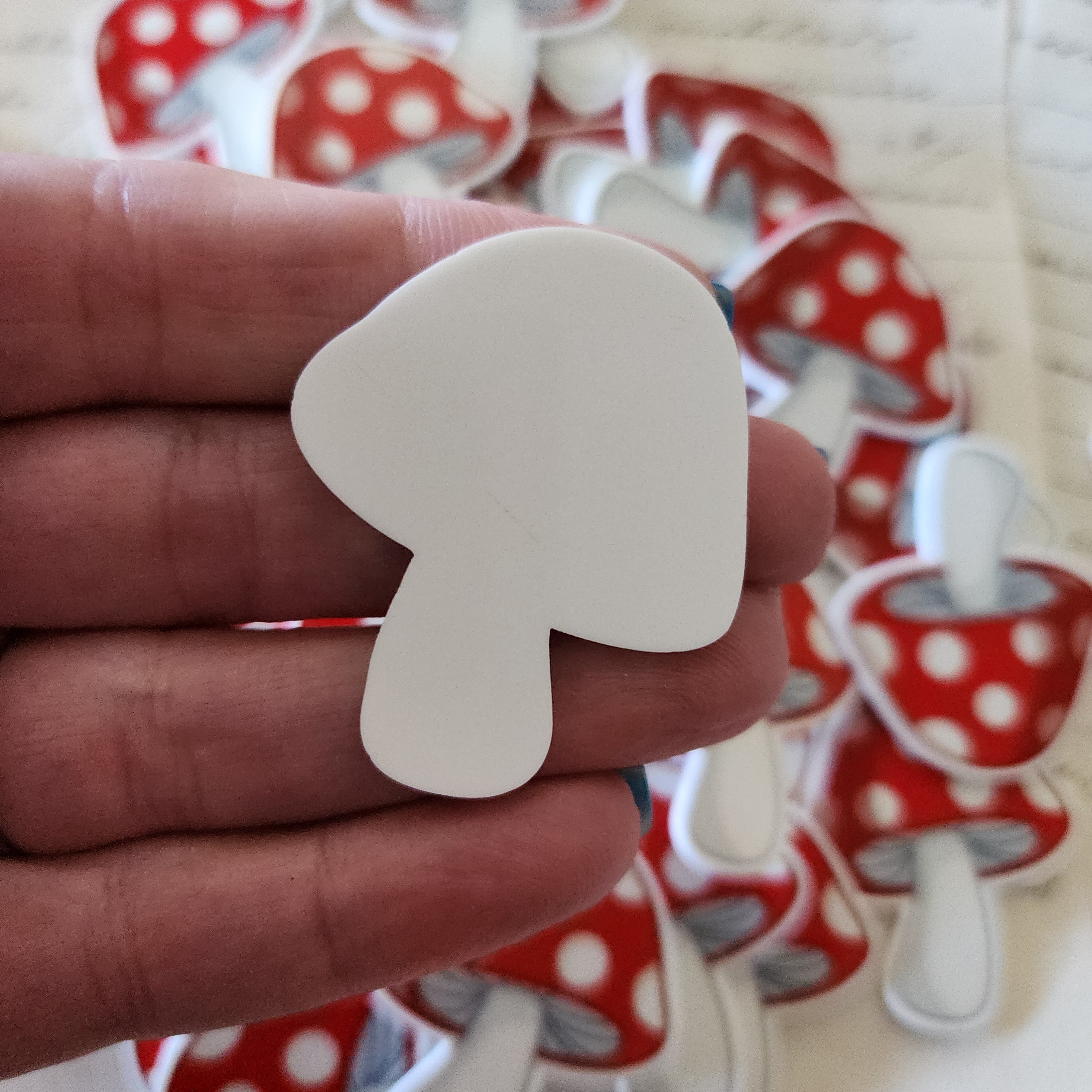 2pc Mushroom Planar Resin