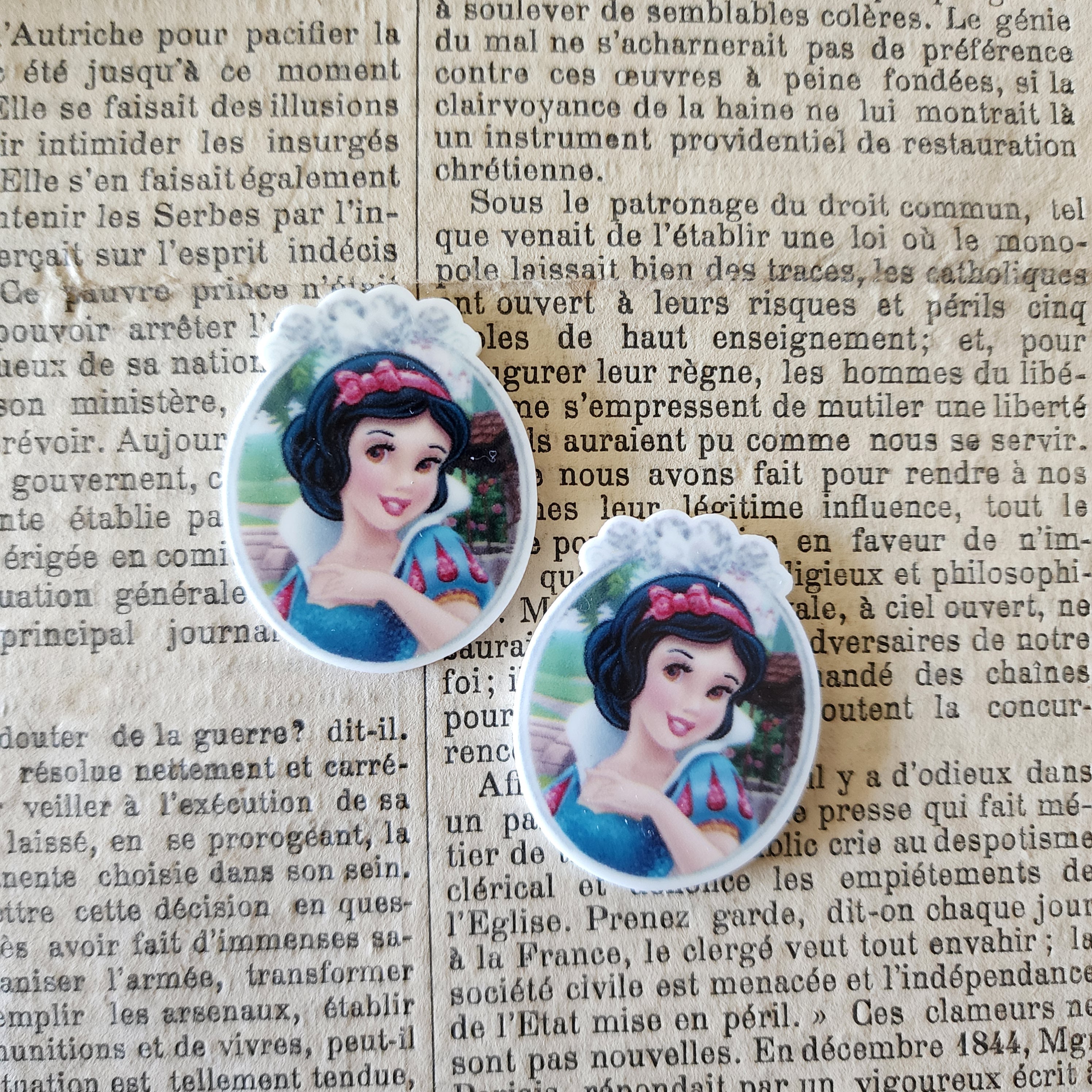2pc Snow White Planar Resin