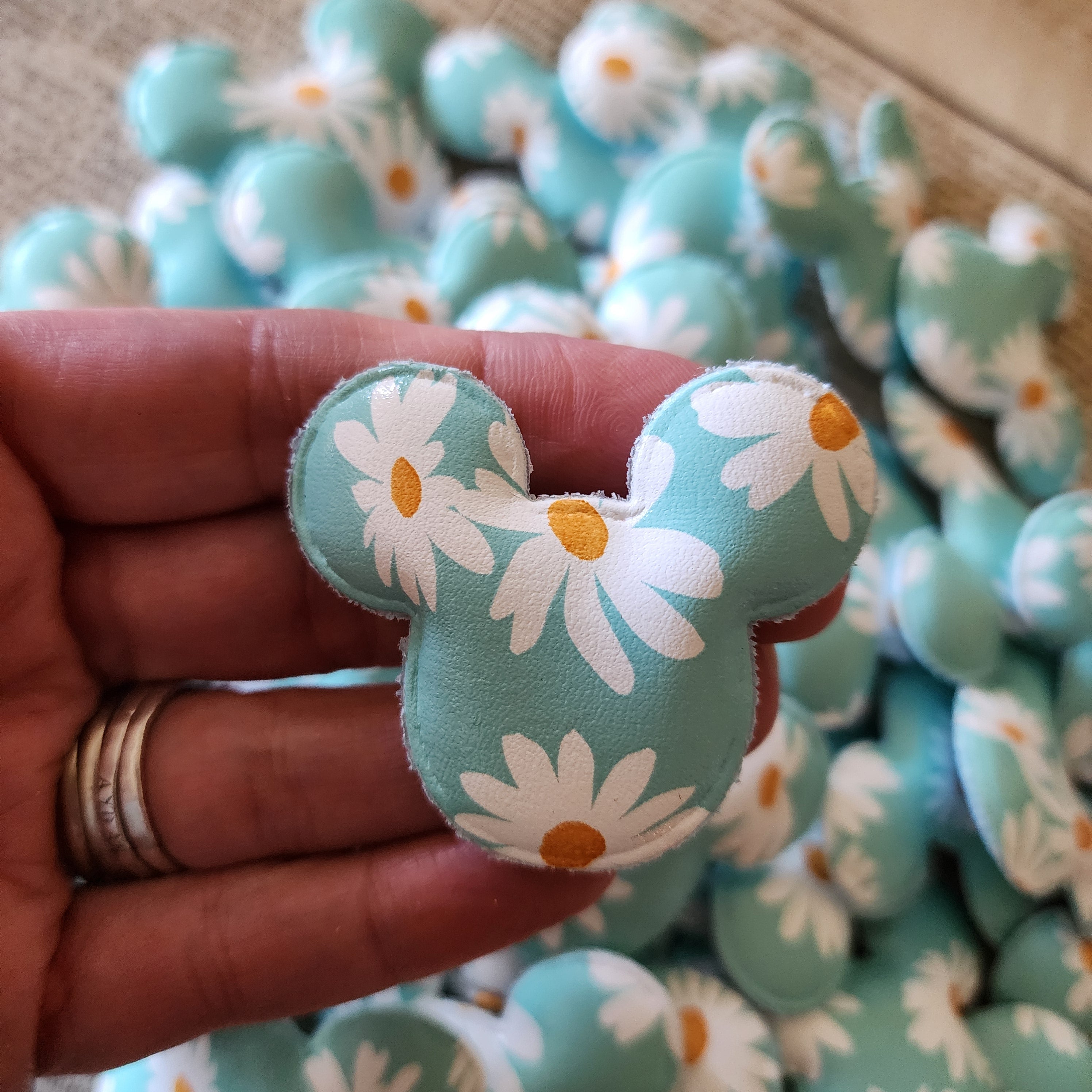 2pc Blue Daisy Mouse Head Applique
