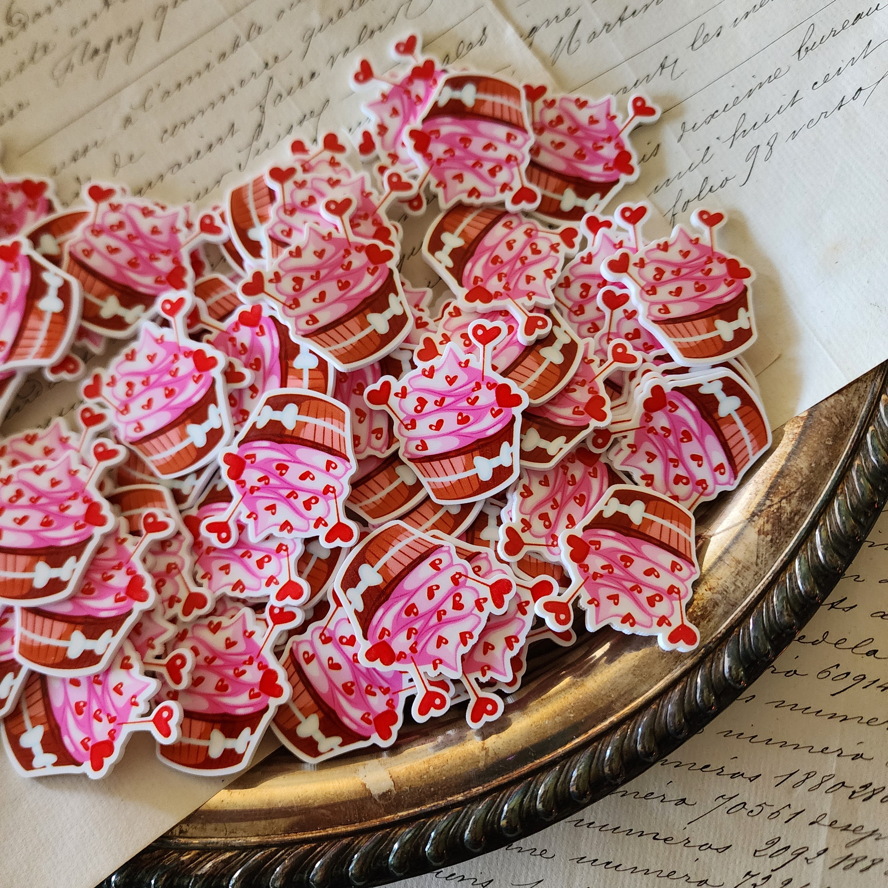 2pc Valentine Cupcake Planar Resin