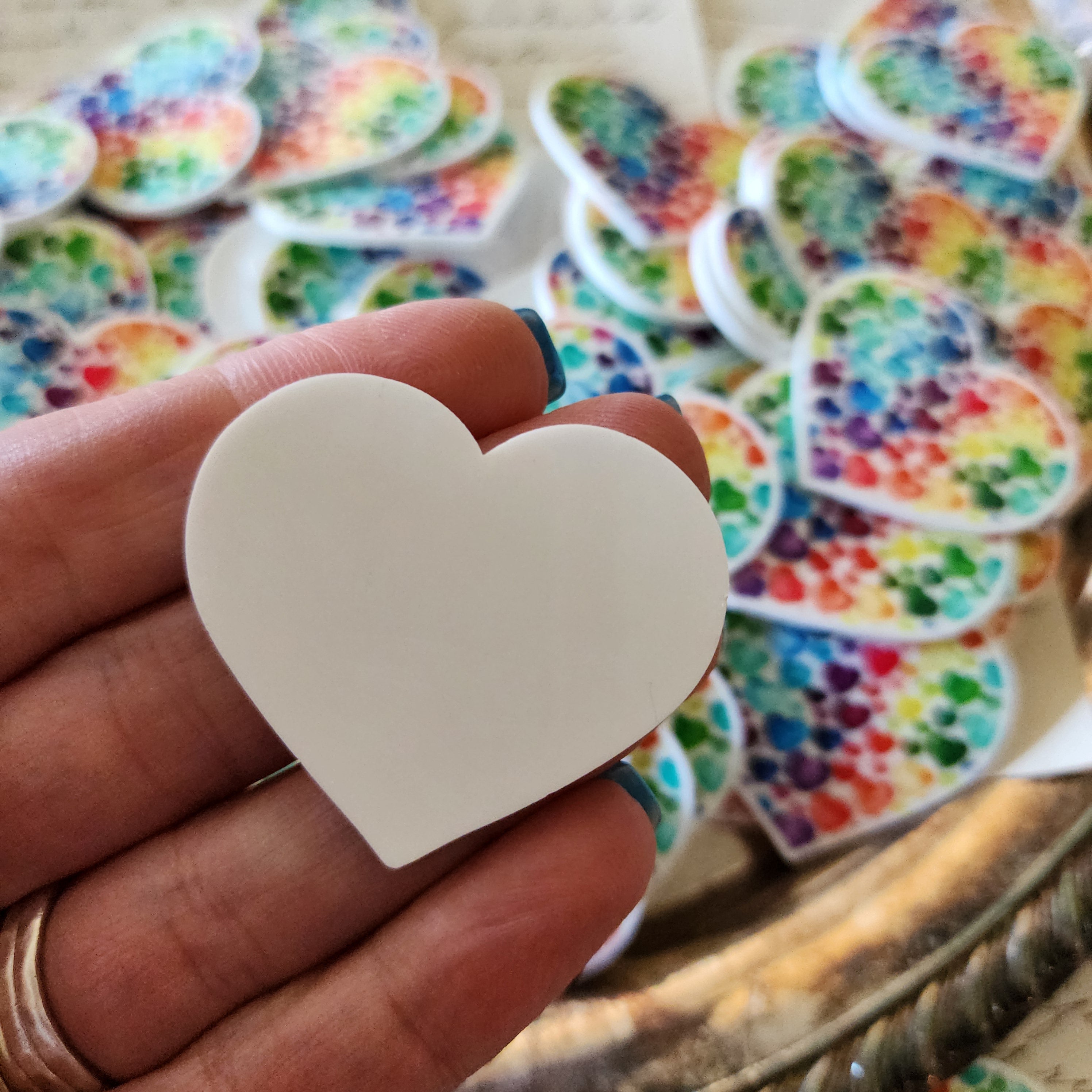 2pc Rainbow Heart Planar Resin