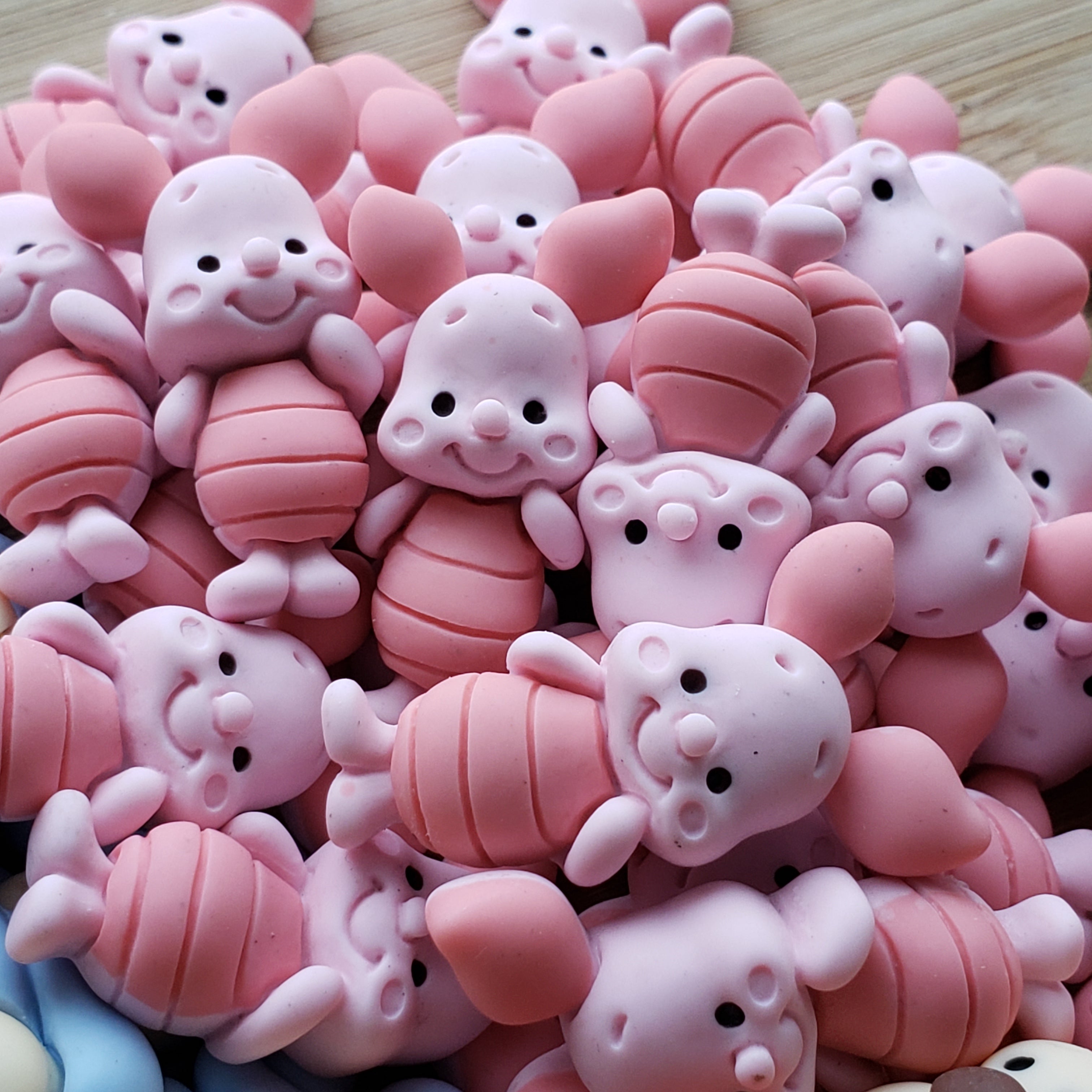 5pc Winnie the Pooh and Friends Resin Flatback Cabochon