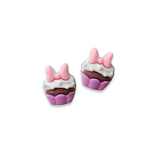 2pc Daisy Cupcake Soft PVC Resin