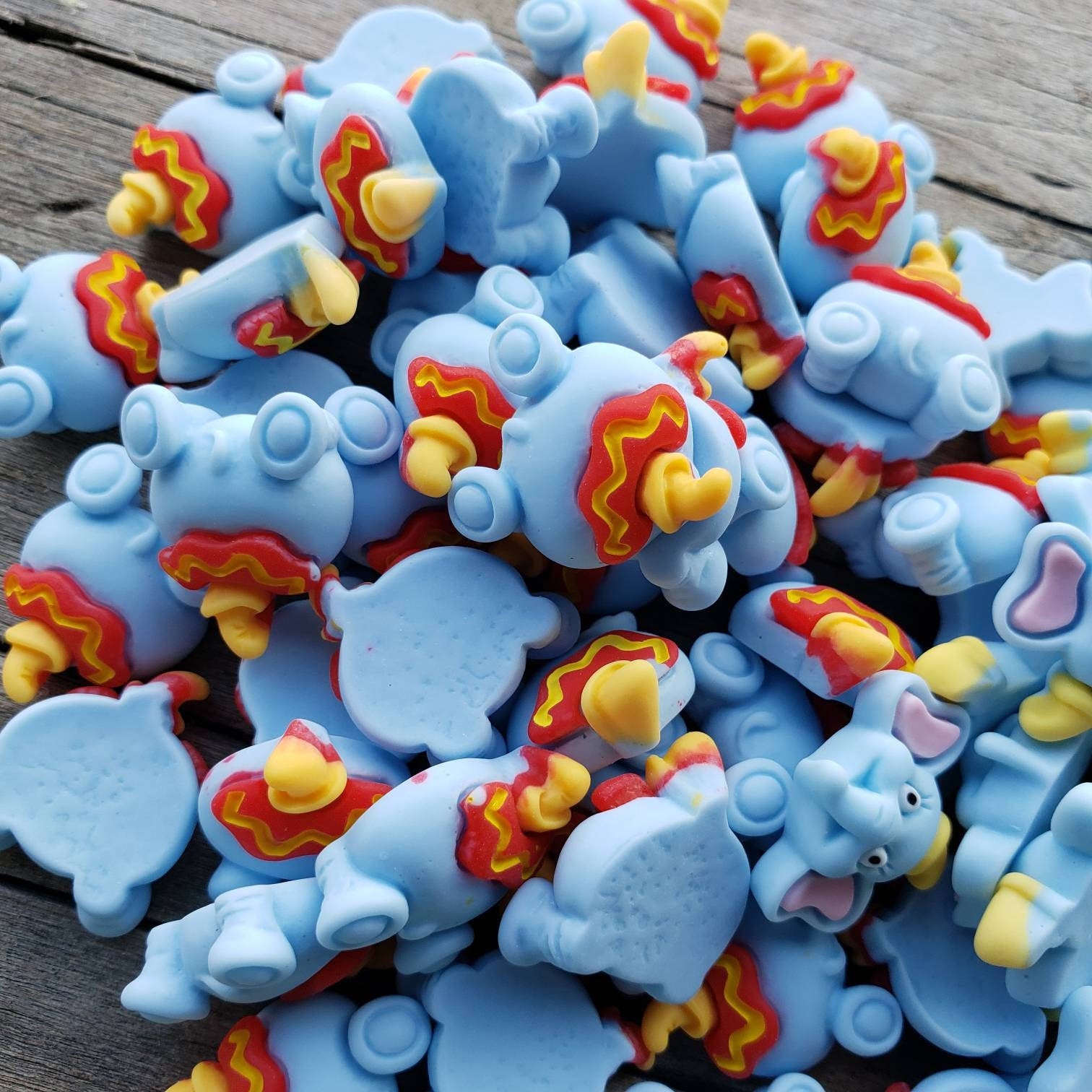 10pc Resin Dumbo Flatback Cabochon