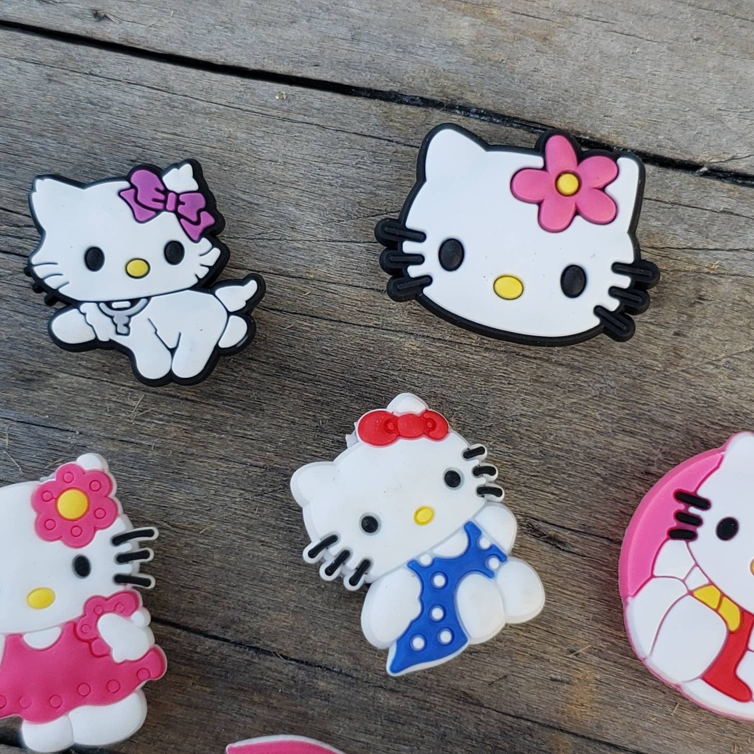 7pc Kitty Shoe Charms